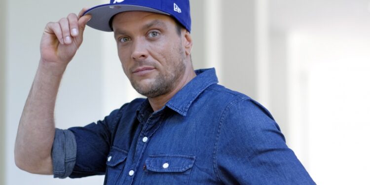 Basti Red Lebenslauf