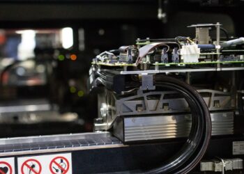 SMT- und THT-Montage in Polen